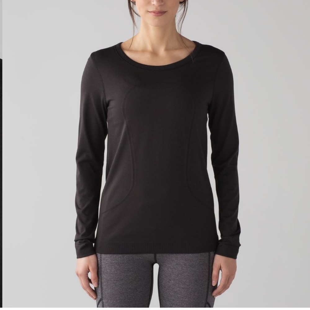 Swiftly Relaxed Black